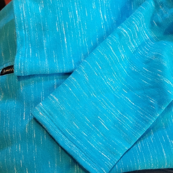 Lucky Lotus Blue Women's Asymmetrical Zip Jacket. Size L - Picture 5 of 5